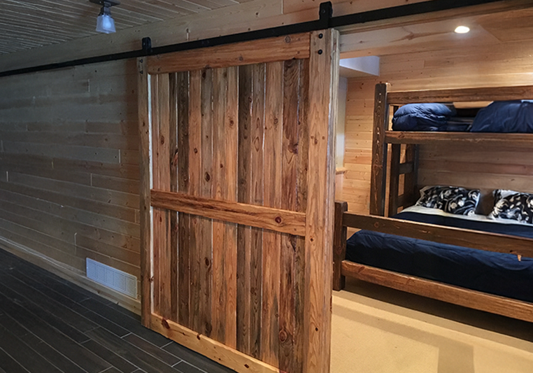 Custom barn doors Medford, Kronenwetter, Tomahawk, Wausau WI